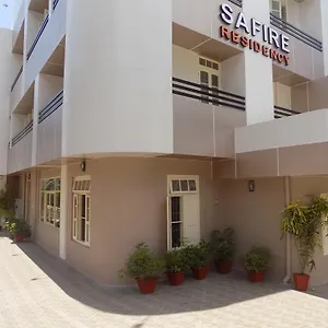 3* ホテル Safire Residency